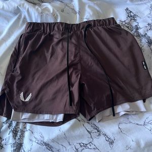 ASRV burgundy shorts with liner, Size M